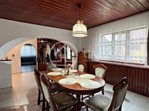 Casă de vânzare cu 4 camere si teren de 1000 mp in Salard, Bihor - imagine 9