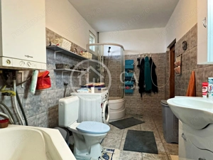 Casă de vânzare cu 4 camere si teren de 1000 mp in Salard, Bihor - imagine 18