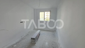 Apartament 3 camere 65mp utili de vanzare in Floresti judetul Cluj - imagine 3