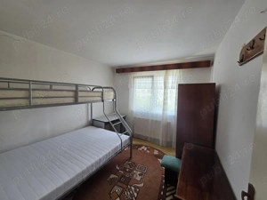 Vand apartament 3 camere et.2 Micro 15
