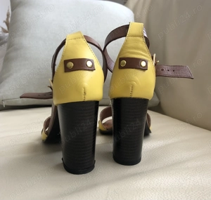 Sandale cu toc drept - imagine 2