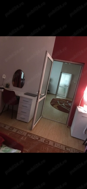 Casa de vanzare zona ultracentrală perfectă atât pentru locuit cât și pentru activități comerciale - imagine 8 Casa de vanzare zona ultracentrală perfectă atât pentru locuit cât și pentru activități comerciale - imagine 8