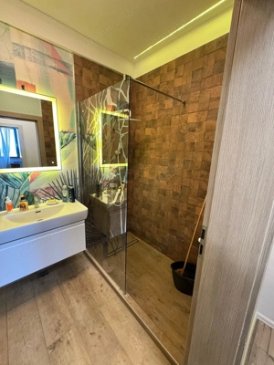 Apartament 3 camere Faleza Nord decomandat - imagine 11