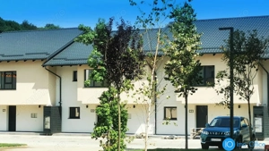 PRIMAVERII VILLAS, CARTIER PRIVAT LANGA ORAS, 
VILA IRIS