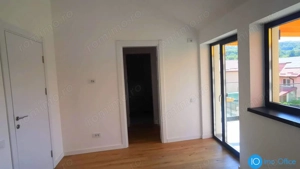 PRIMAVERII VILLAS, CARTIER PRIVAT LANGA ORAS, 
VILA TULIP - imagine 16