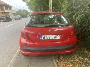 Peugeot 207 1.4 HDI   2007   Prim proprietar   195.010 km - imagine 4 Peugeot 207 1.4 HDI   2007   Prim proprietar   195.010 km - imagine 4