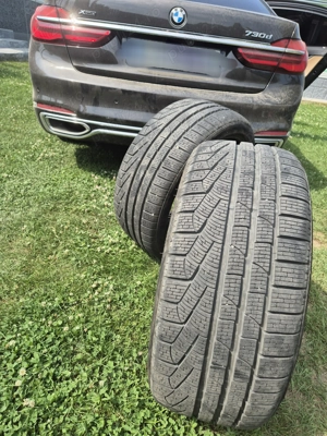 Vând doua anvelope iarna Pirelli folosite doar o săptămână.   - imagine 2