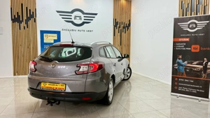  ** Renault Megane ** - imagine 6