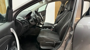  ** Renault Megane ** - imagine 19