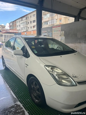 Vand toyota prius hybrid  - imagine 4 Vand toyota prius hybrid  - imagine 4