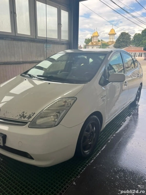 Vand toyota prius hybrid  - imagine 3 Vand toyota prius hybrid  - imagine 3