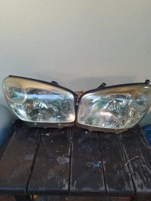 Faruri Toyota RAV4 an 2004 - imagine 2