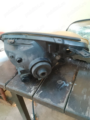 Faruri Toyota RAV4 an 2004 - imagine 5