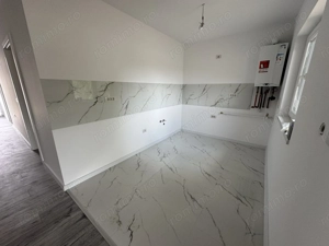 Sanmihaiu Roman, Duplex pe Parter, 3 camere,2 bai,terasa spatioasa - imagine 7