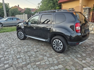 Dacia Duster 1,2 i Benzină Anul 2017 114000 km - imagine 5