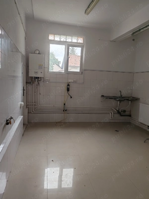 Închiriez spațiu comercial - imagine 8