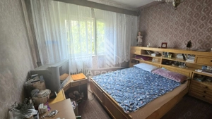 Apartament cu 2 camere, decomandat, etaj intermediar, zona Soarelui