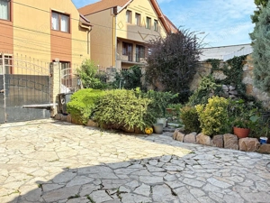 Casa singura in curte ultracentral in Oradea - imagine 14