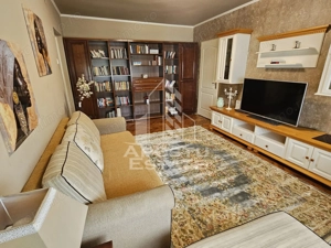 Apartament cu 3 camere, centrala proprie,
