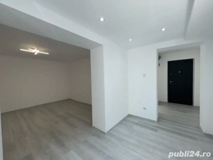 Vand casa Roman - imagine 6