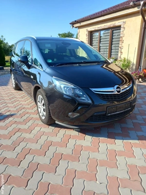 vind autoturism marca Opel zafira c  - imagine 2