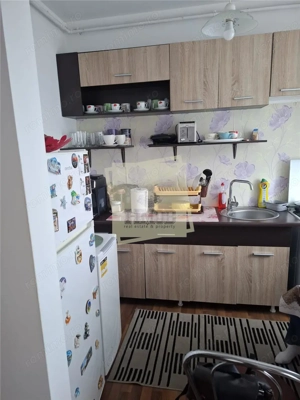 Garsoniera cu balcon boxa si parcare etaj 2 Turnisor