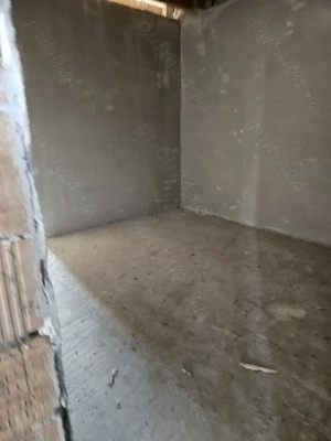 Vand in Santana de Mures,aproape de Unirii,doua case duplex,parter și etaj, în rosu,teren 2 375 mp.  - imagine 9