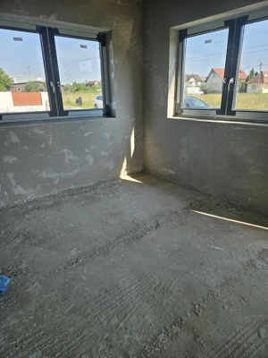 Vand in Santana de Mures,aproape de Unirii,doua case duplex,parter și etaj, în rosu,teren 2 375 mp.  - imagine 6