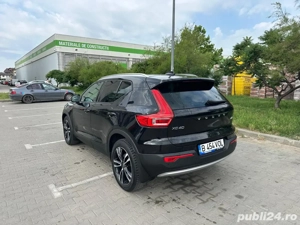 Volvo XC40  - imagine 3