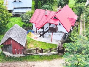 CASA comuna CEAHLAU,  langa statiunea DURAU