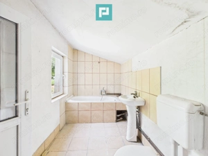 Casă cu teren de 2171 mp, zona centrală Șimand - imagine 8