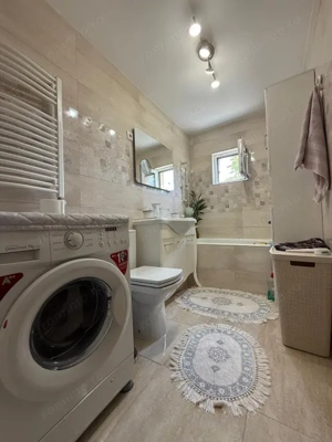 Apartament spatios, 2 camere, 56 mp - zona Soarelui - imagine 5