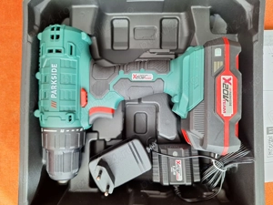 Bormasina - Masina de insurubat si  gaurit Parkside cu acumulator si incarcator