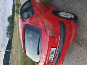 Peugeot 206 din 2007 - imagine 2