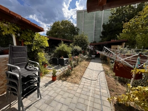 Proprietate cu 2 case de vanzare  - imagine 7