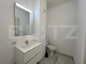 Apartament modern cu scară interioară, 3 camere, 2 băi, dressing - imagine 11