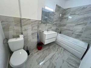 Apartament modern cu scară interioară, 3 camere, 2 băi, dressing - imagine 8