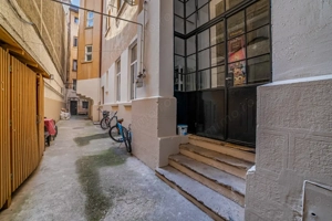 4 camere*Parter/2*Vila interbelică*Curte comună*120 mp utili*C. Dona 5 - imagine 2