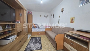 Garsoniera decomandata Astra zona Planete