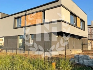 VILA DUPLEX 4 CAMERE - imagine 14