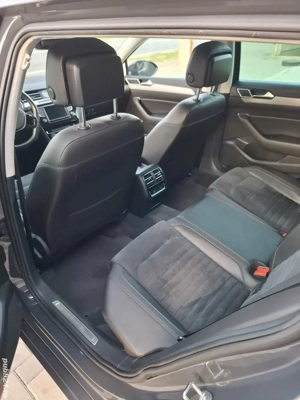 Volkswagen Passat  - imagine 5