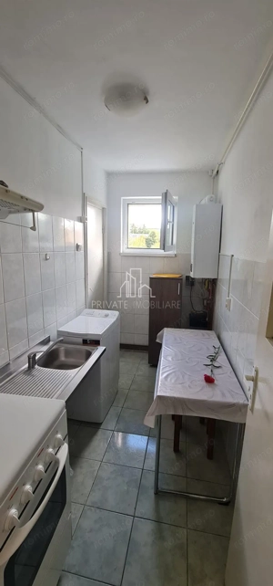 Apartament 3 Camere De Inchiriat, Bd 1848, Dambul Pietros - imagine 5