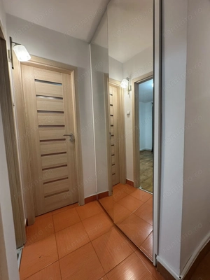 Apartament 3 camere decomandat   Zona Lipovei - imagine 9