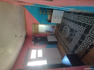 Vând 2 case la preț de unu în Dobra