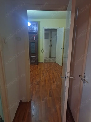 vand apartament 2 camere zona saturn