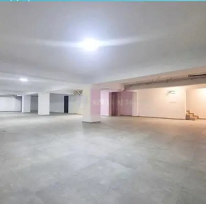 Vanzare spatiu comercial in zona Calea Vitan stradal, bloc nou 2022 - imagine 2
