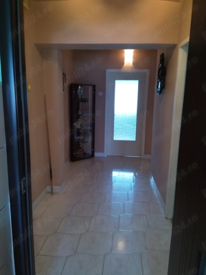 Apartament 3 camere decomandat ultracentral in Deva (schimb cu casa) - imagine 3