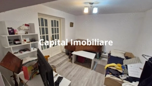 Casa Rogerius singur in curte, amenajata in doua apartamente - imagine 4