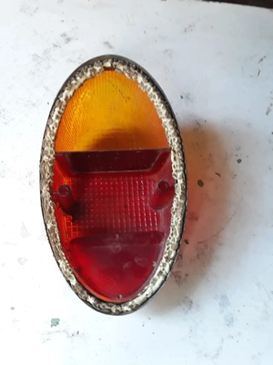 Dispersor lampă spate VW broscuță - imagine 2