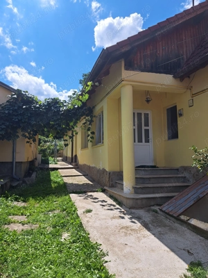 Casa de vanzare 